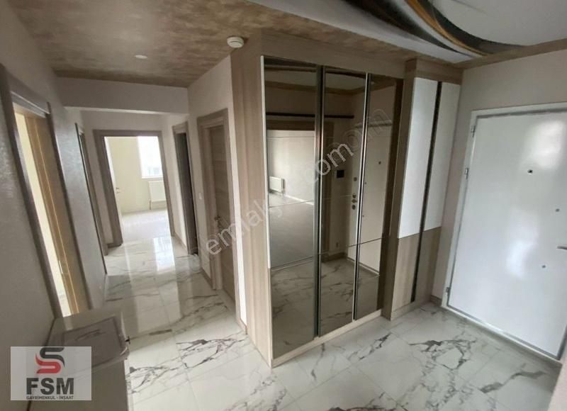 Fsm Emlakdan 4+1 Full Yapılı Merkezi Konum Da Daire