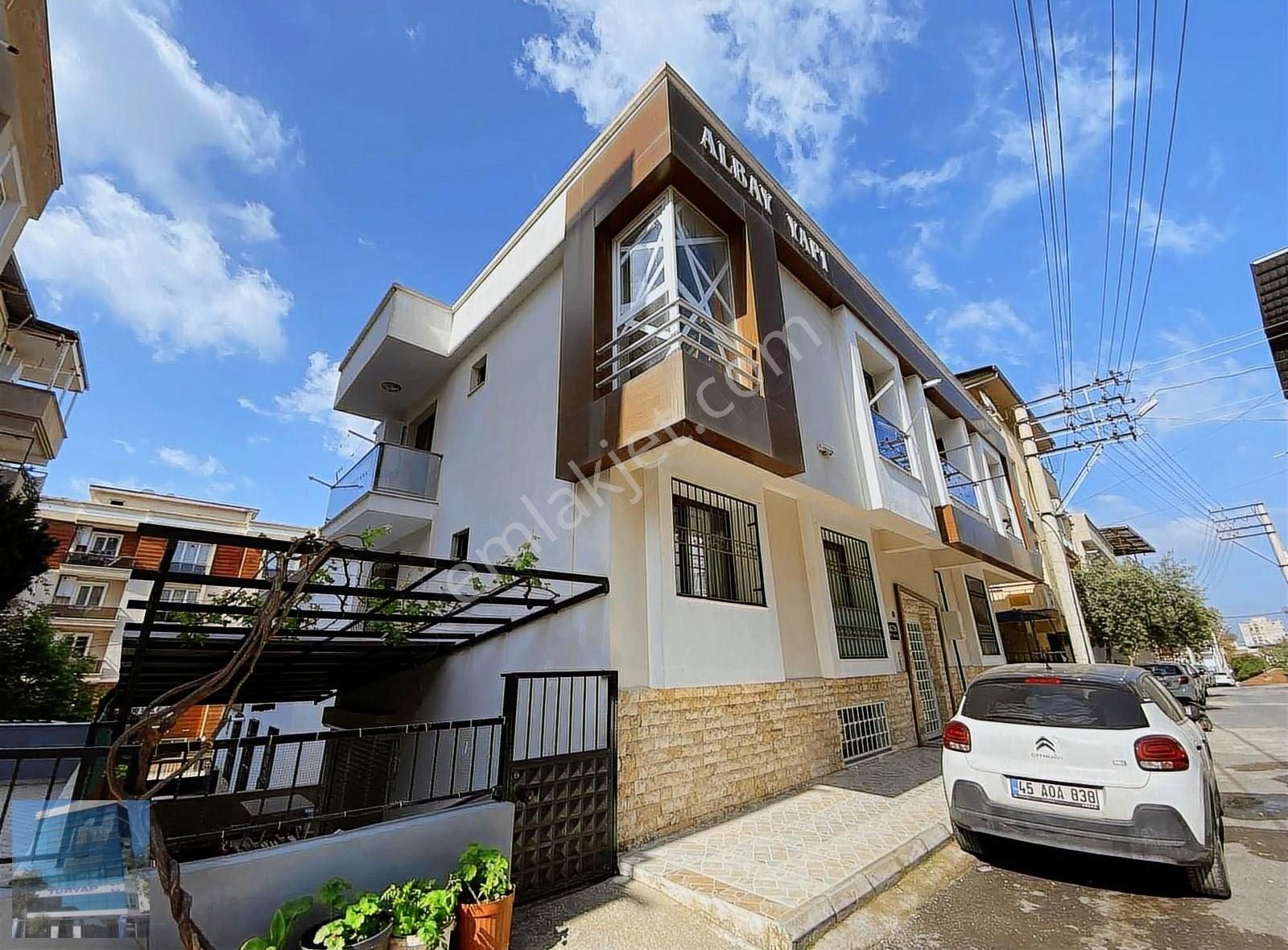 Buca Tınaztepe Kampüs Yakını Satılık 1+1 Daire