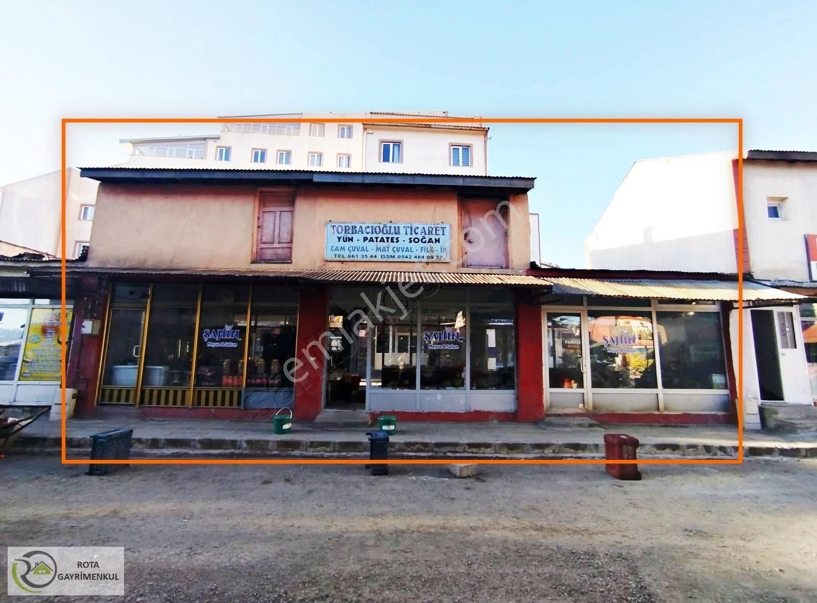 Rota Gm'den Pasinler Çarşı Merkezinde Satılık 168 M² Dükkan