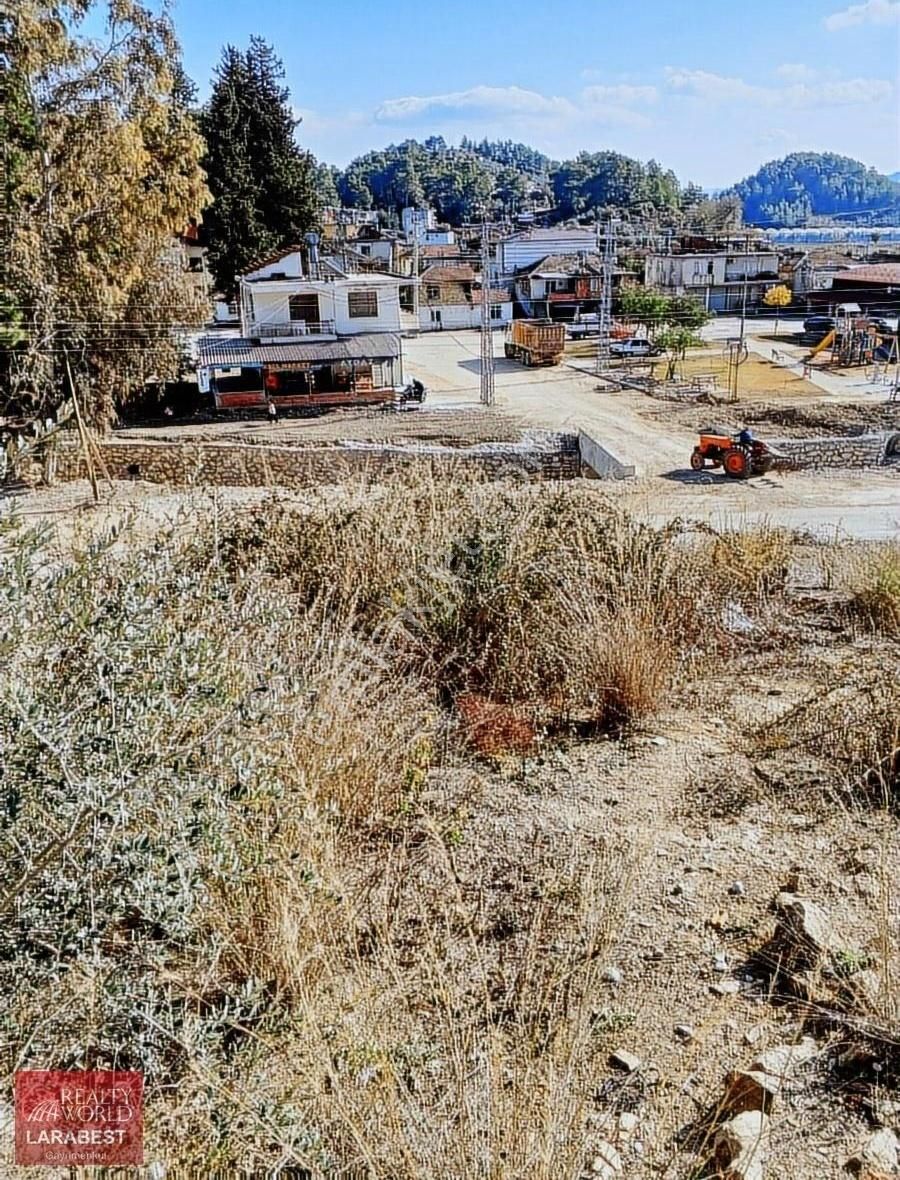 Manavgat Sağırın'da Köyiçinde Satılık 445 M2 Arsa