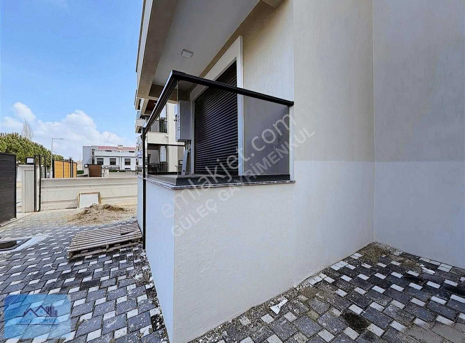 Güleç Gayrimenkul Satılık 1+1 Sıfır Daire'ler