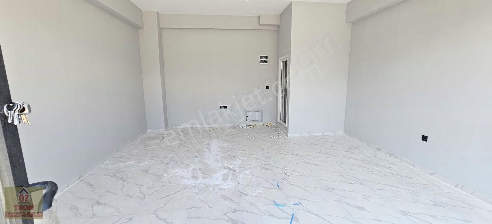 Gürsu'da Ankara Asfaltına Cephe Satılık 40m2 Dükkan..