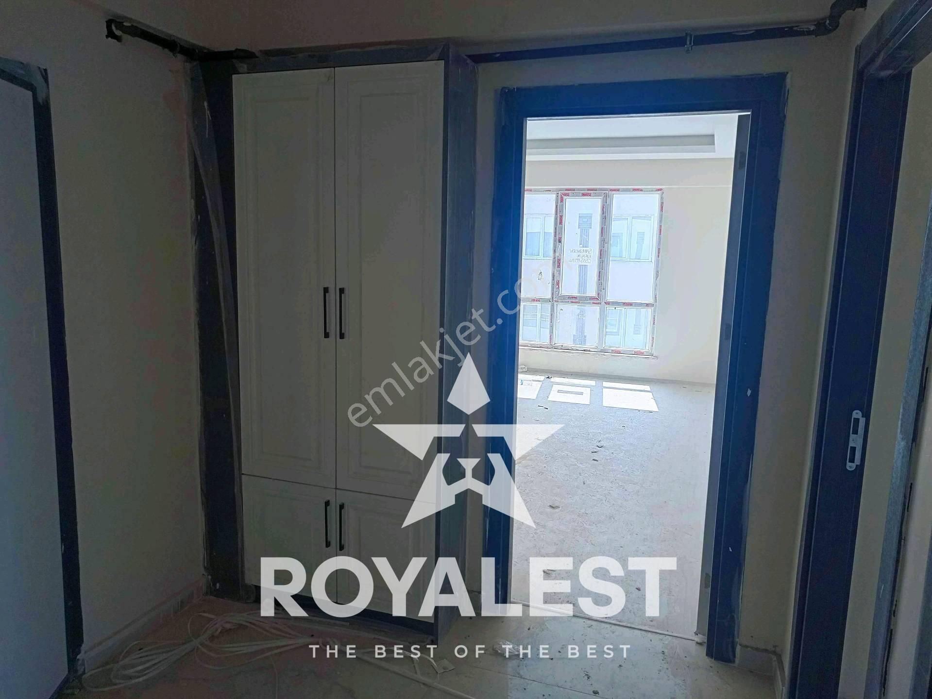 Royalest Ten Beykent'in Merkezi Konumunda 2+1 Kiralık Daire