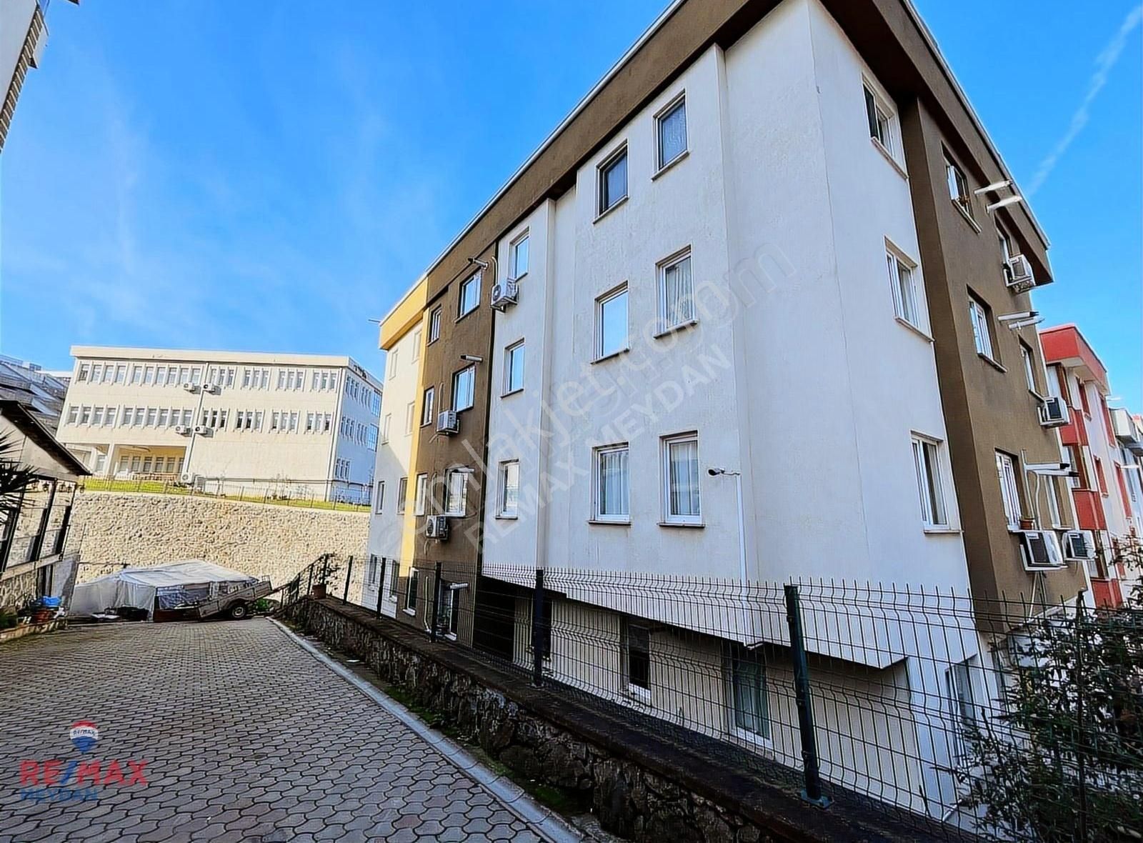 Fırsat Konaklarda Satılık Yatırımlık Eşyalı Daire!!