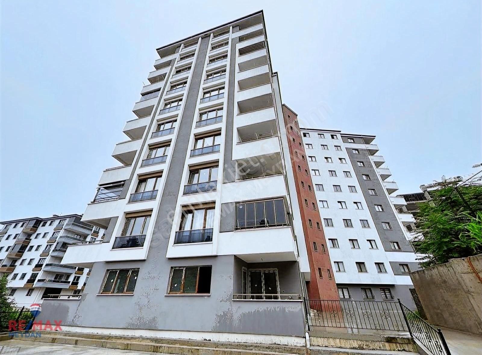 Rize Ardeşen Müftü Mahallesin'de Satılık 3+1 Daire