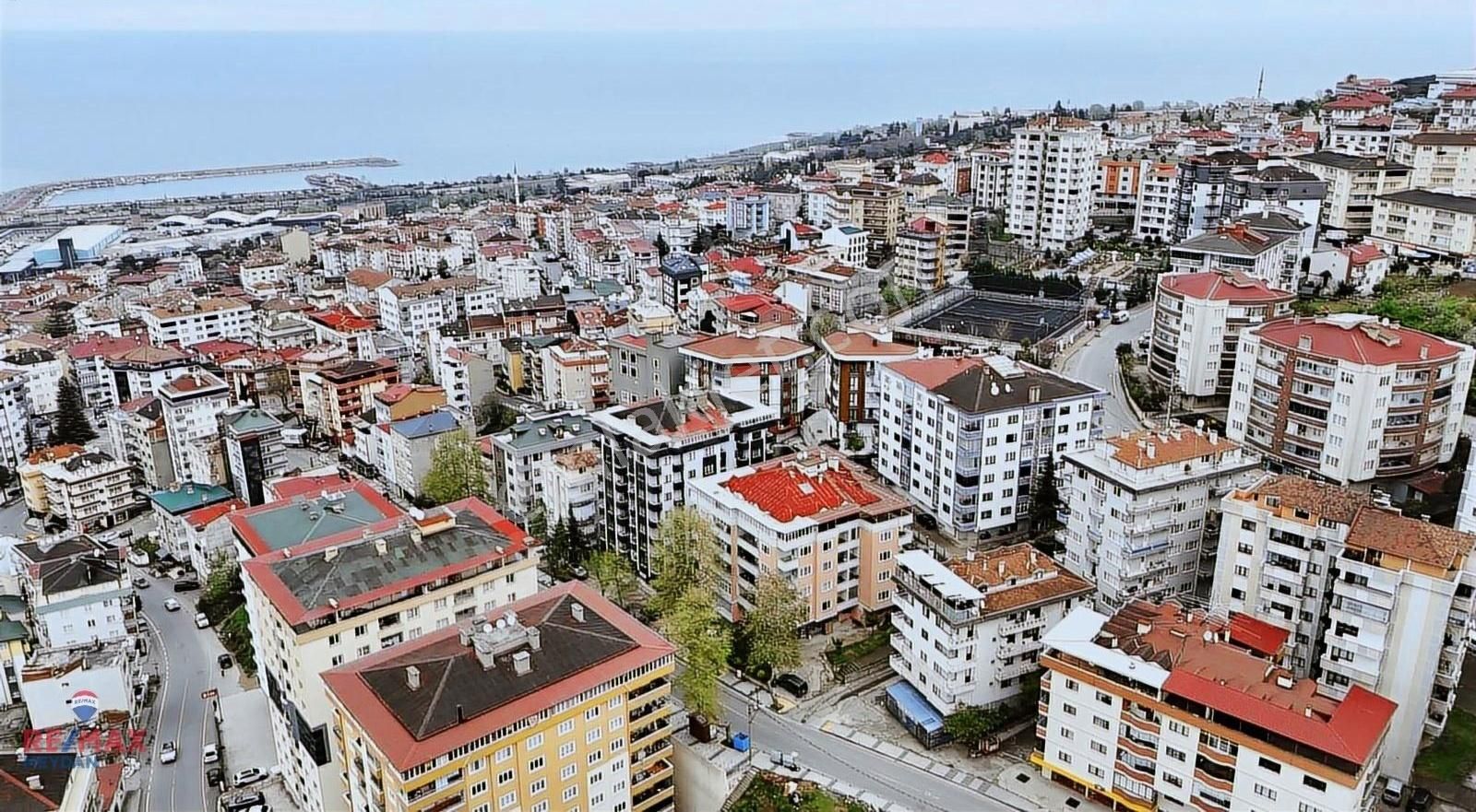 Üniversite Mahallesin'de 3+1 Satılık Daire