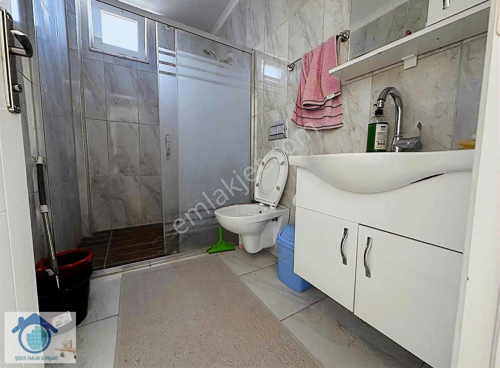 Sarilarda Güney Cephe 3+1 2.kat Koru Konutlarına Takın 3 Yaşinda