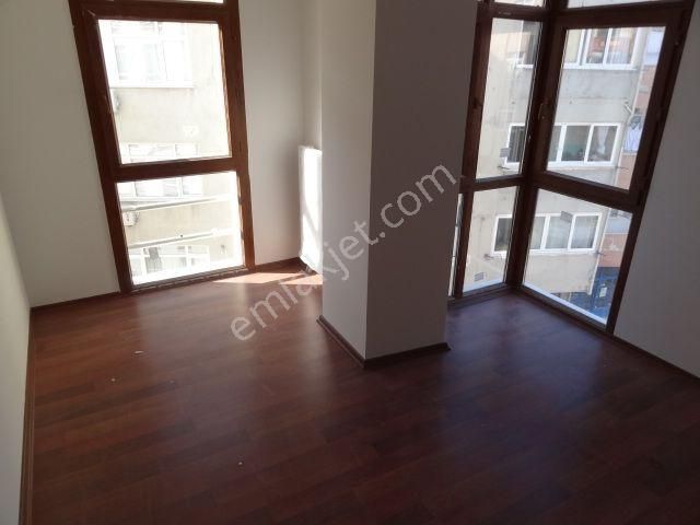 Ünalan Metro-metrobüs Yakını Genç Apt.satılık Daire 3+1,120m2. - Görsel 32