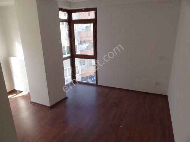 Ünalan Metro-metrobüs Yakını Genç Apt.satılık Daire 3+1,120m2. - Görsel 31