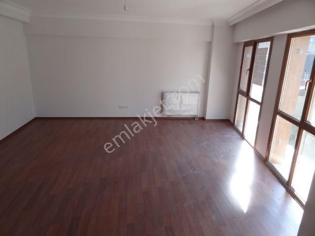 Ünalan Metro-metrobüs Yakını Genç Apt.satılık Daire 3+1,120m2. - Görsel 20