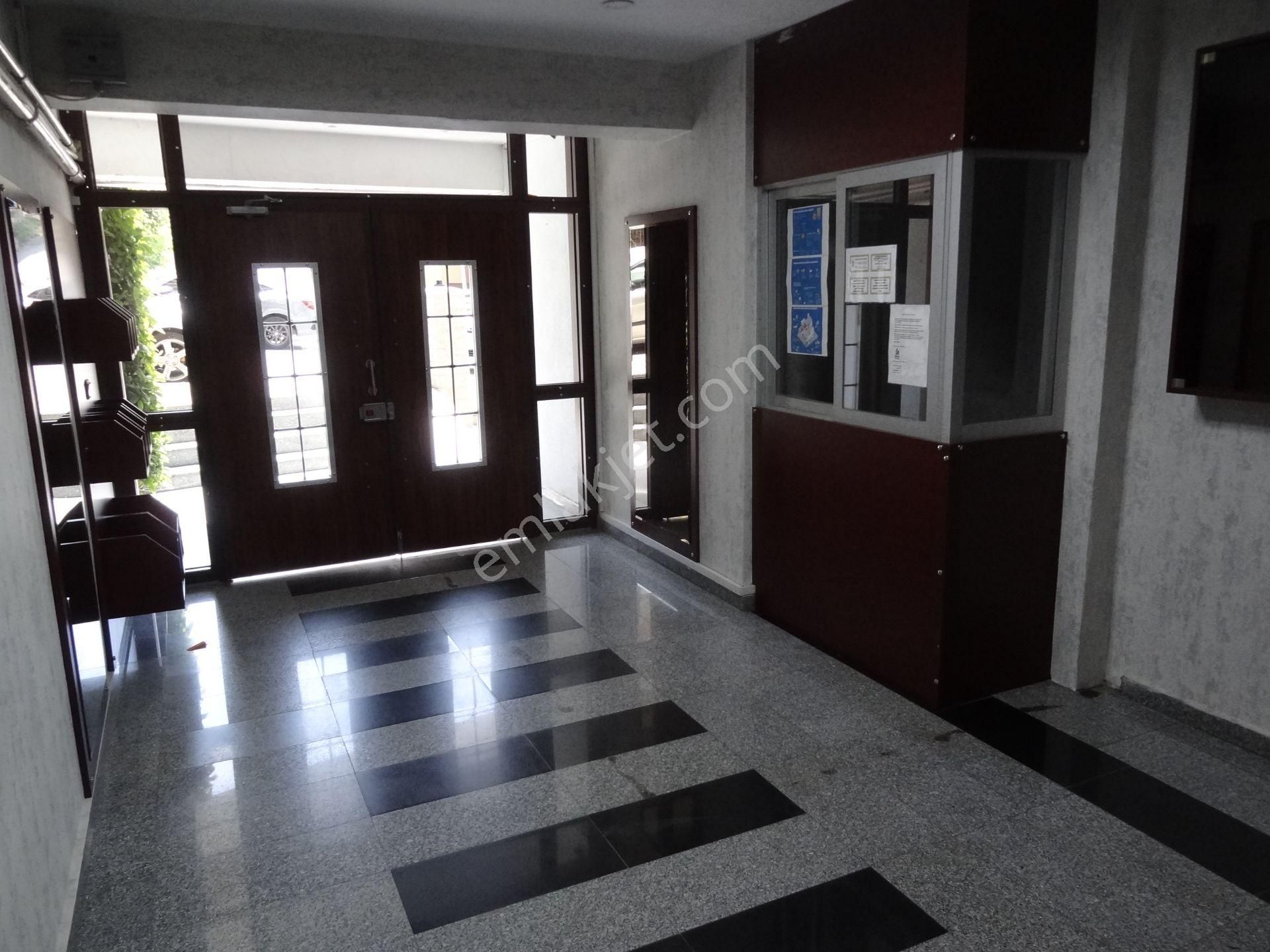 Ünalan Metro-metrobüs Yakını Genç Apt.satılık Daire 3+1,120m2. - Görsel 9