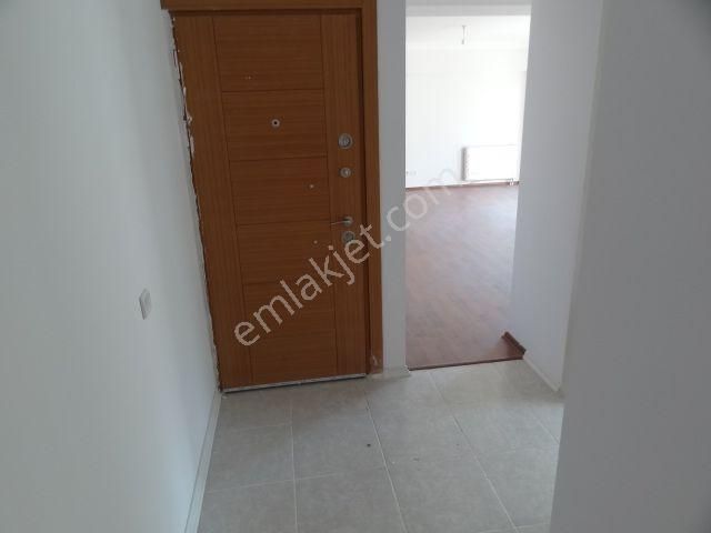 Ünalan Metro-metrobüs Yakını Genç Apt.satılık Daire 3+1,120m2. - Görsel 11