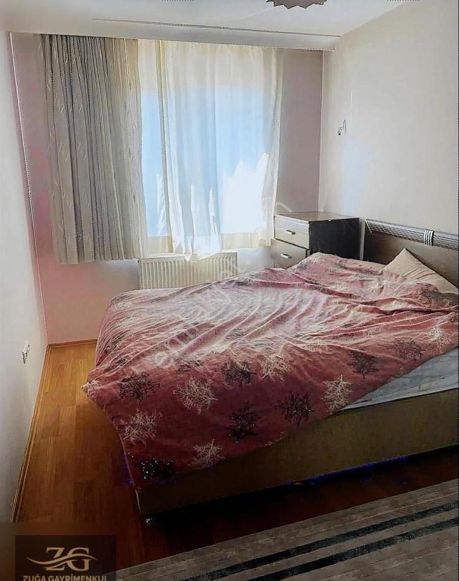 Dikmen Parkvadi Evleri D Bloklarda Satılık 3+1 Daire