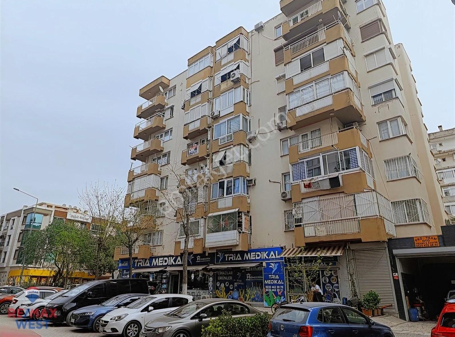 Ege Üniversite Ve Küçuk Park Satılık 3+1 Daire