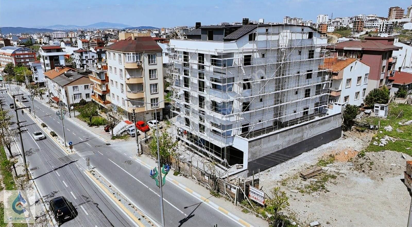 Çayırova Emek Bosna Cadde Üzeri Teraslı Lüks 3+1 Daire