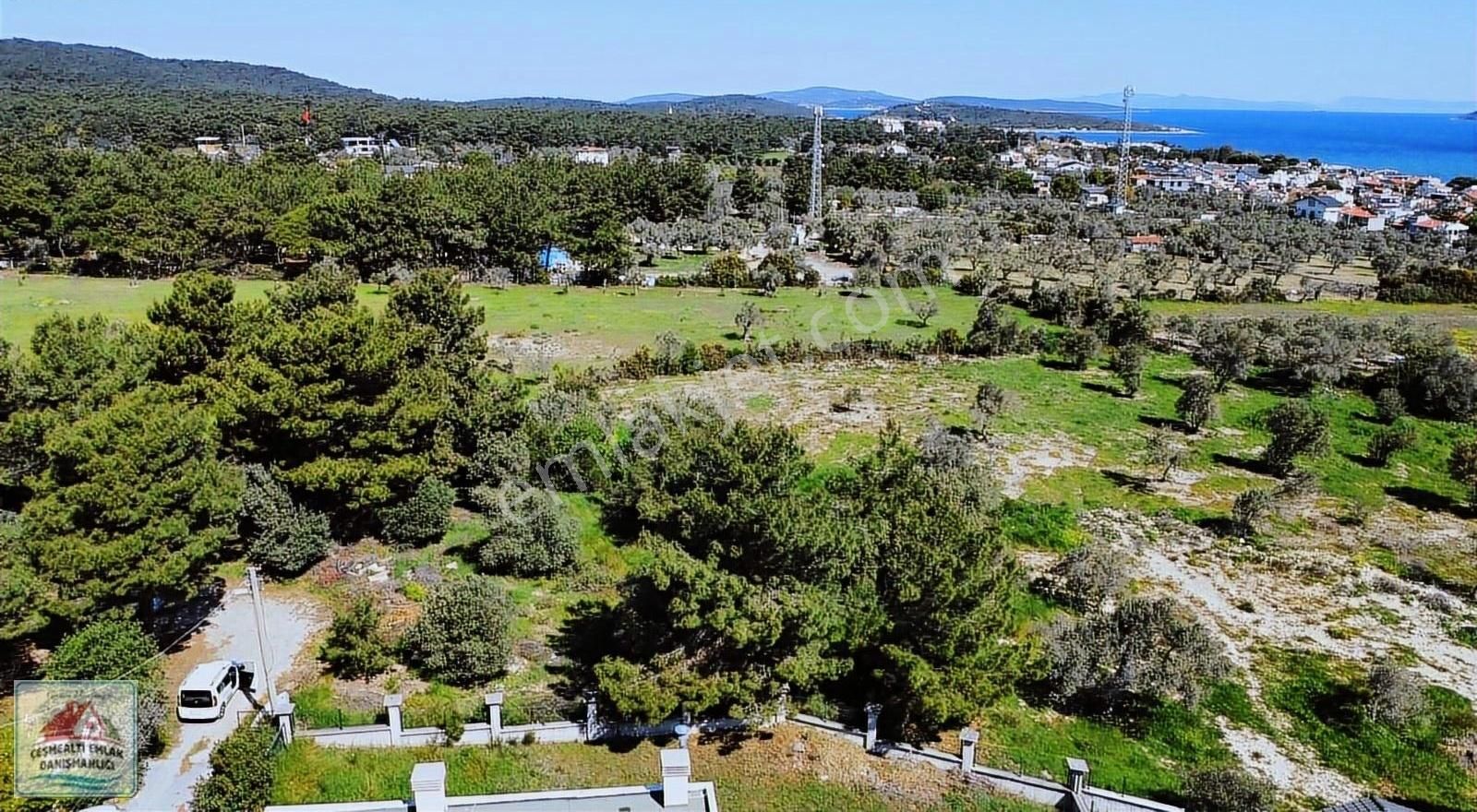 Urla Güvendik 1970m2 20/40 İmarlı 9 Villalık Denize Yakın Arsa