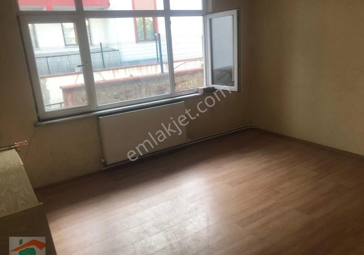Hendekyanı Yeşilcami Arkası 2+1 Bahçeli Daire