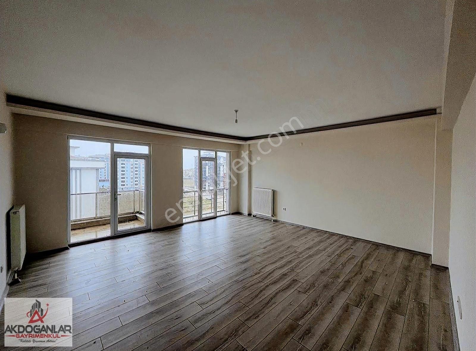 Akdoğanlardan Site İçerisinde Satılık Ultra Lüx 153m2 3+1 Daire
