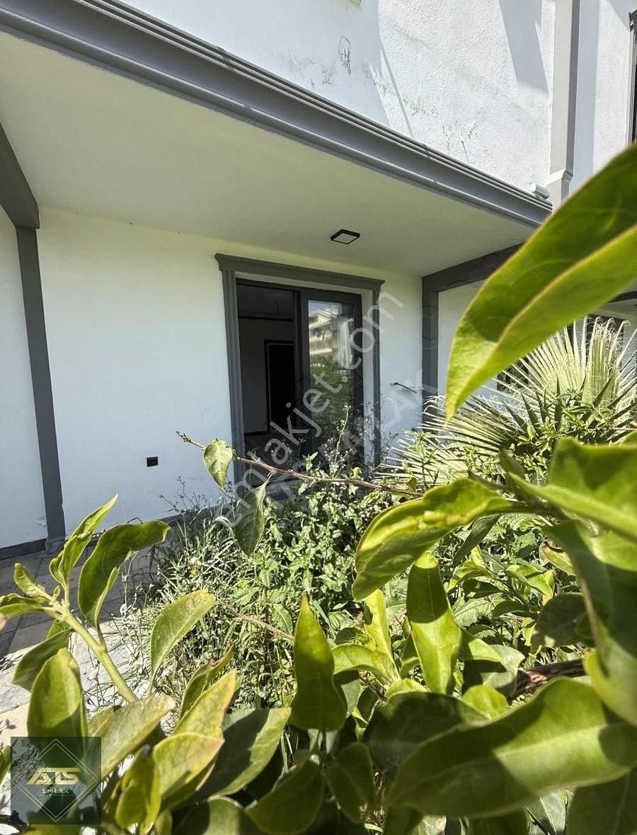 Didim Merkez De 1+1 Bahçe Katı Sıfır Satılık Daire