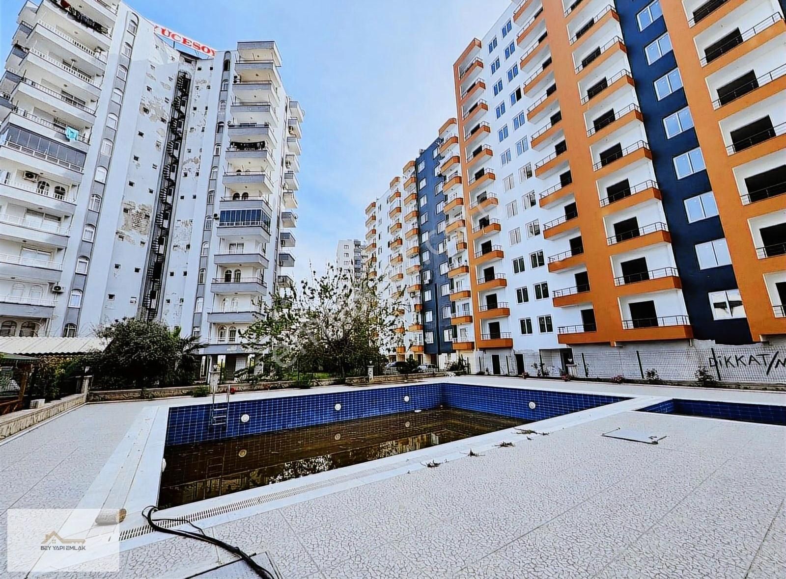 Bey Yapı Emlak'tan Denize 180m Satılık 2+1!