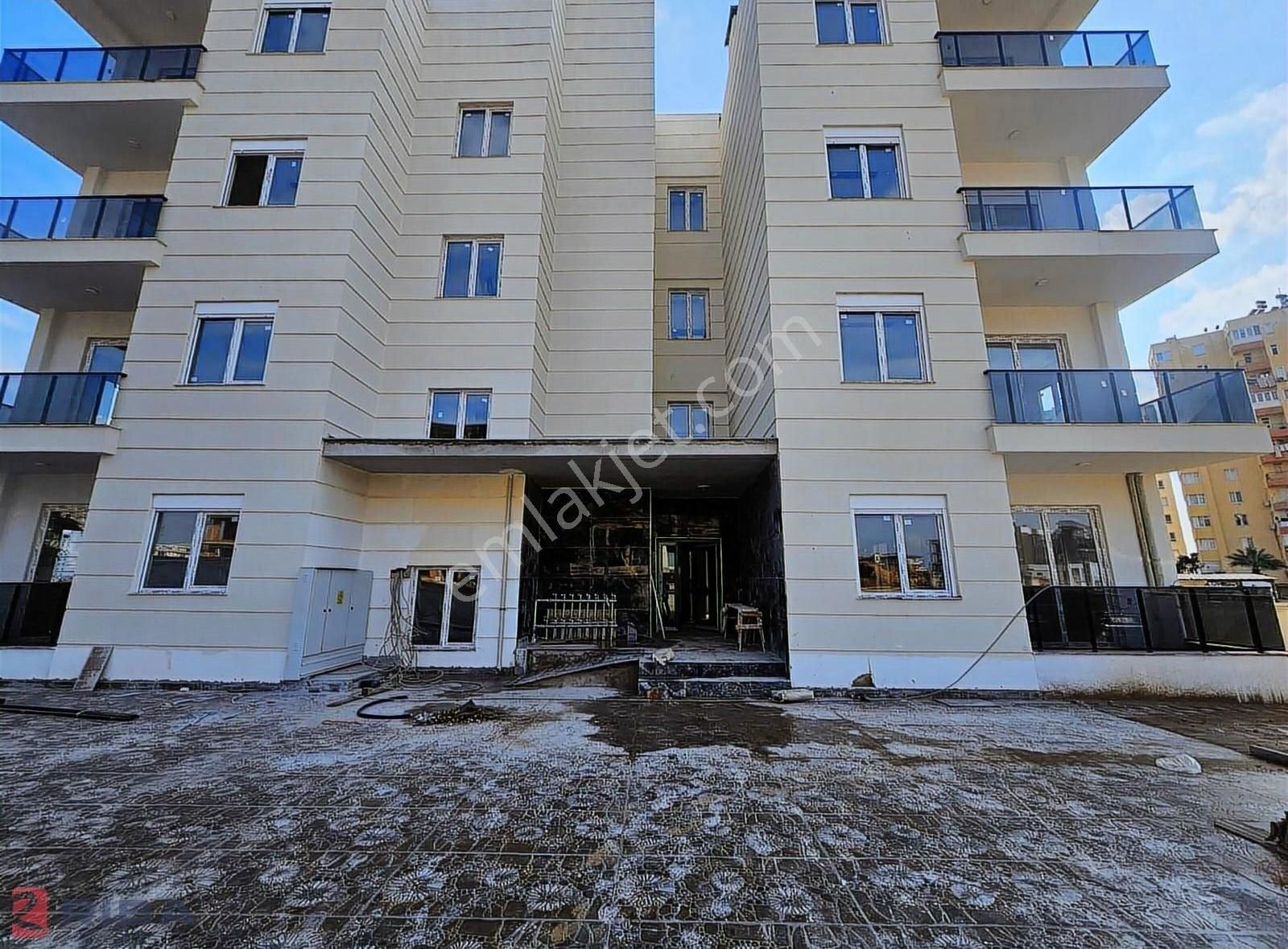 Altintas Da Güney Cepheli 1+1 Satılık Daire - Görsel 3