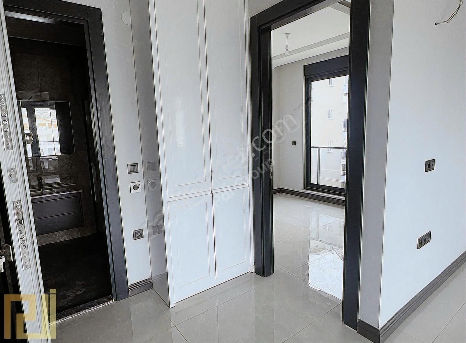 Alanya Deniz Ve Kale Manzaralı Rezidans Satılık 3+1 Dublex Daire - Görsel 16