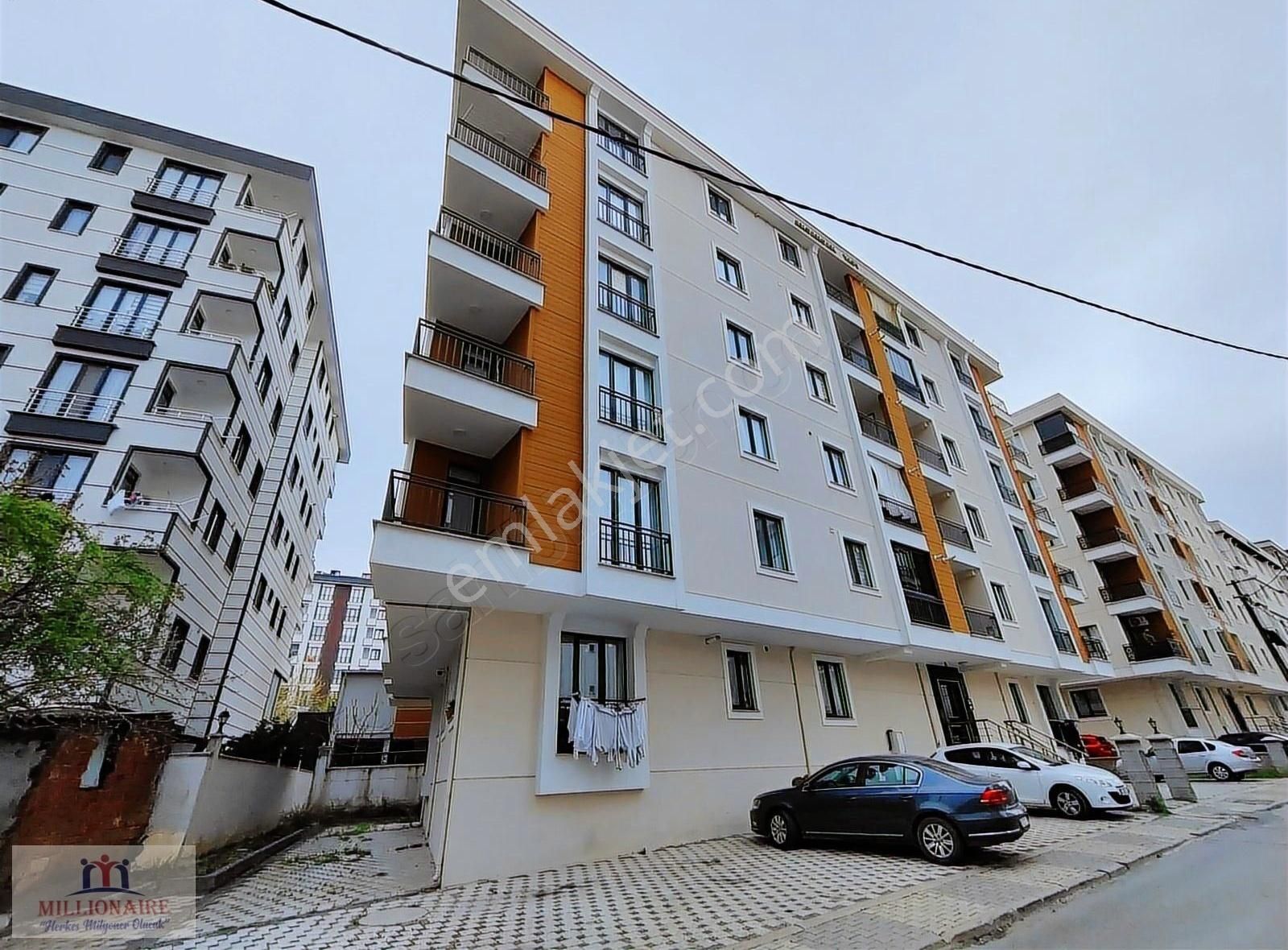 Çekmeköy Alemdağ Çatalmeşe Mh Sıfır Satılık 2+1 Ara Kat Daire