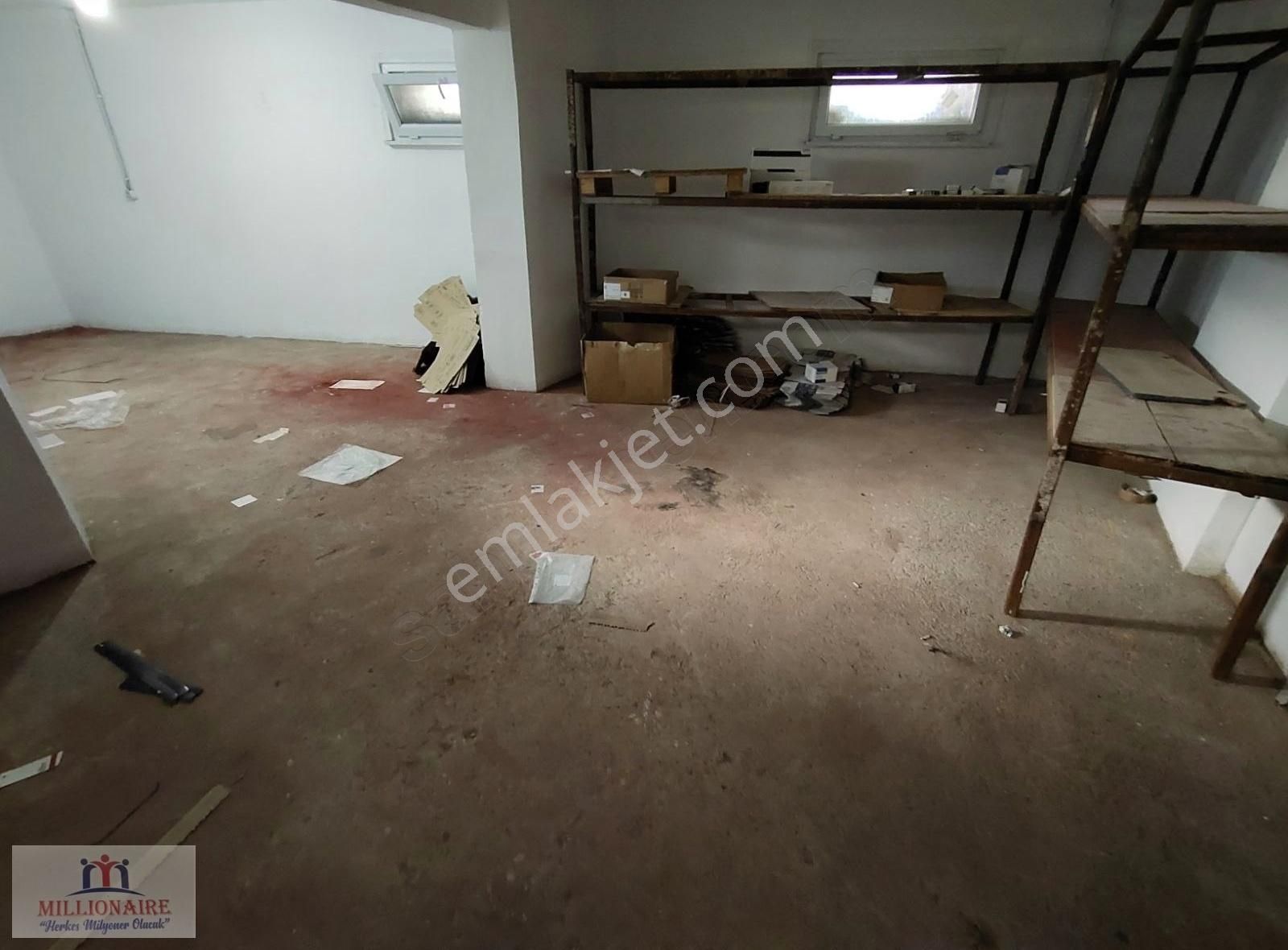 Çekmeköy Taşdelen Kirazlıdere Mh Kiralık 50 M2 Depo
