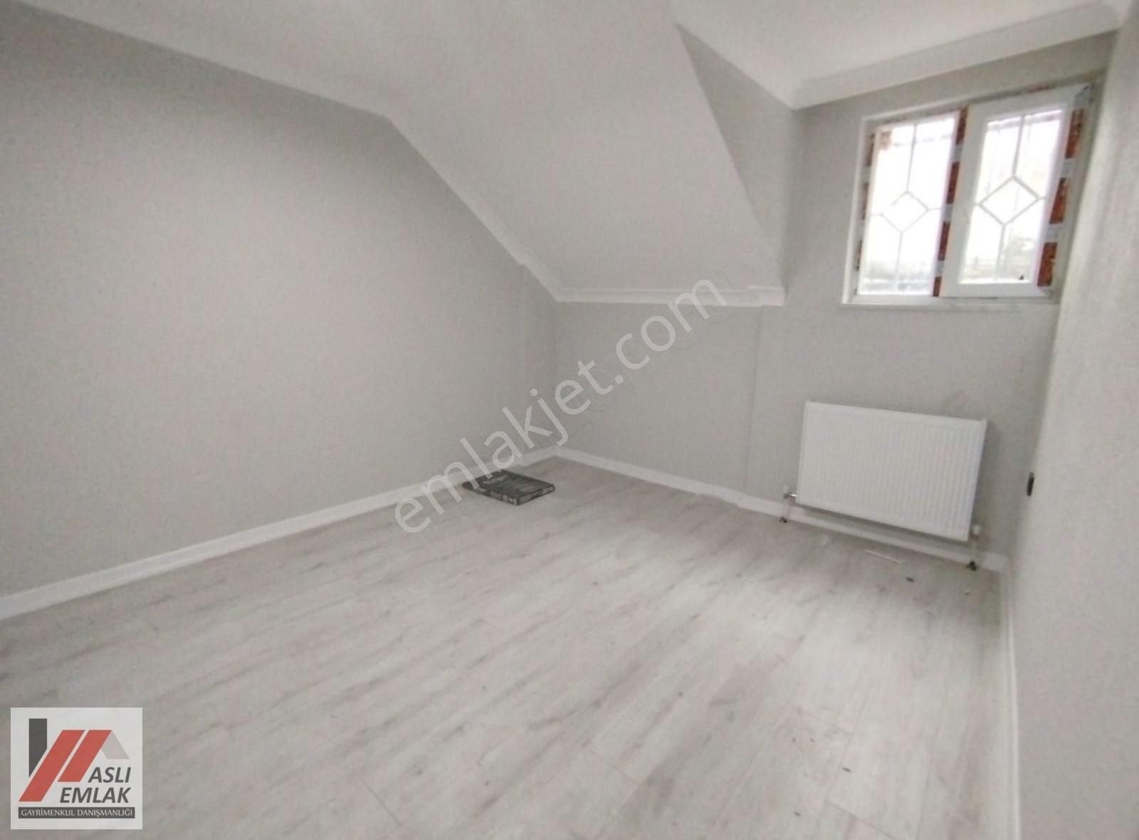 Aslı Emlak Tan Zübeyde Han.mah.2+1 Bahçe Katı