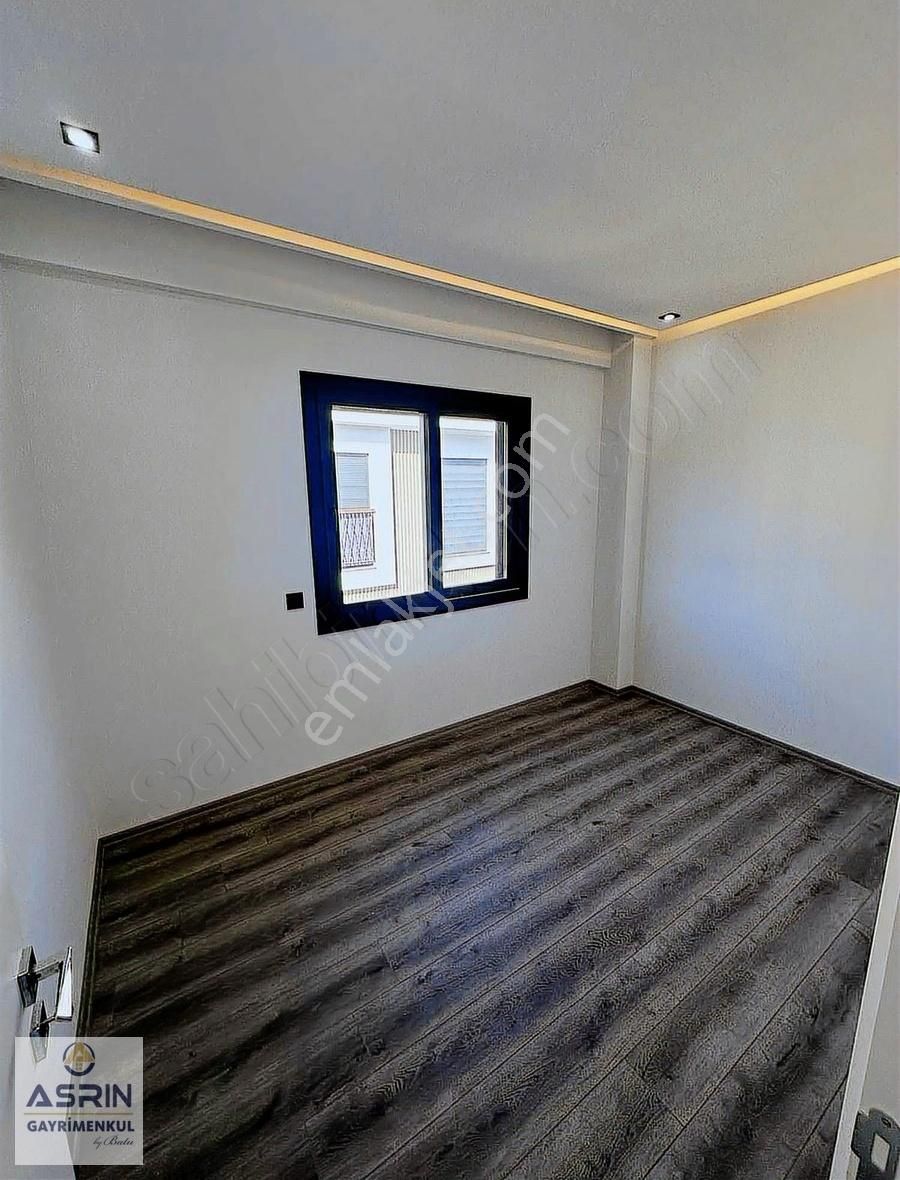 Kuşadası Kadınlar Denizinde Sırt İkiz Özel Havuzlu Villa