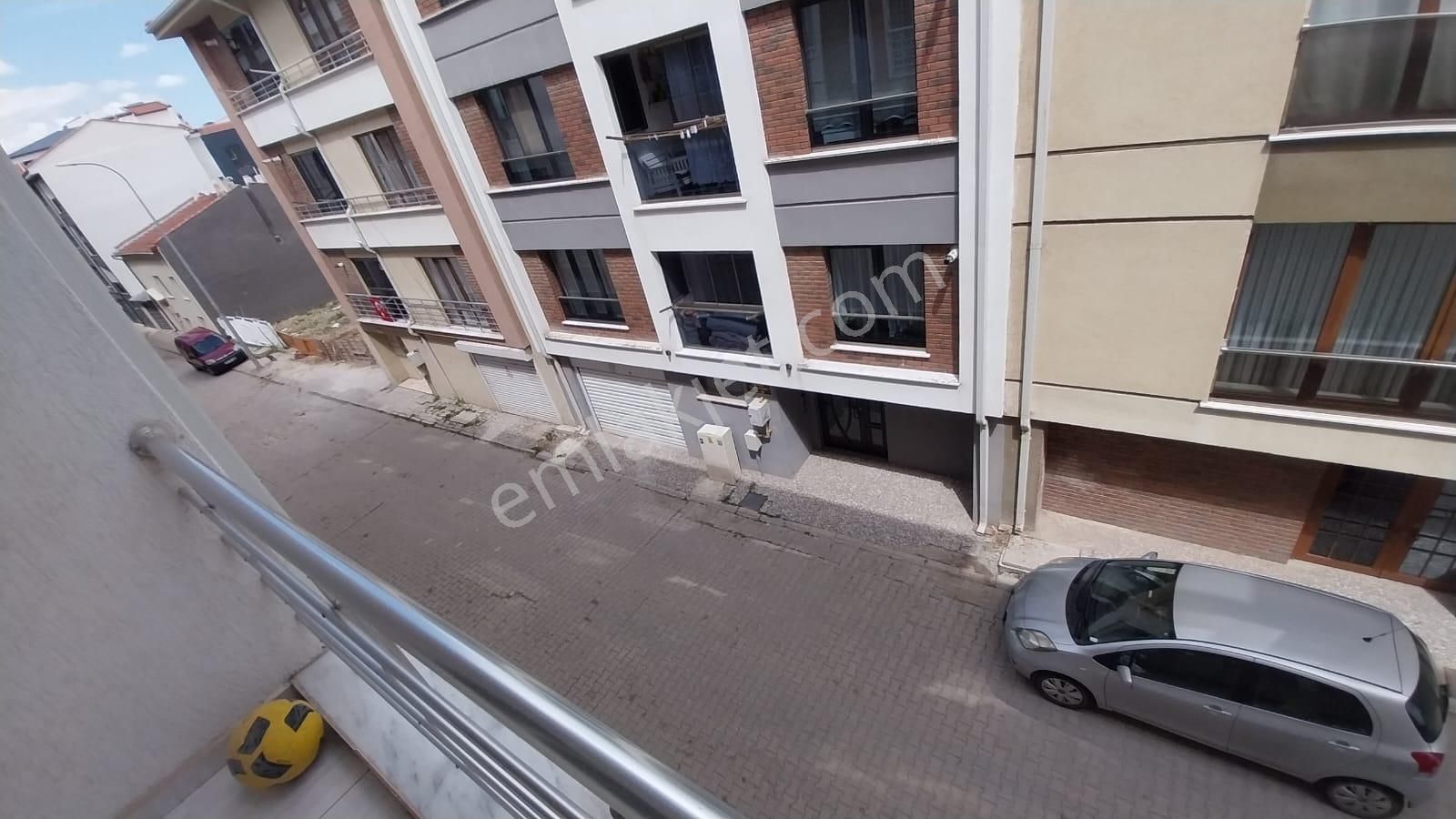Century21 Vizyon'dan Batıkent'te 2+1 Arakat Asansörlü Eşyalı Daire - Görsel 26