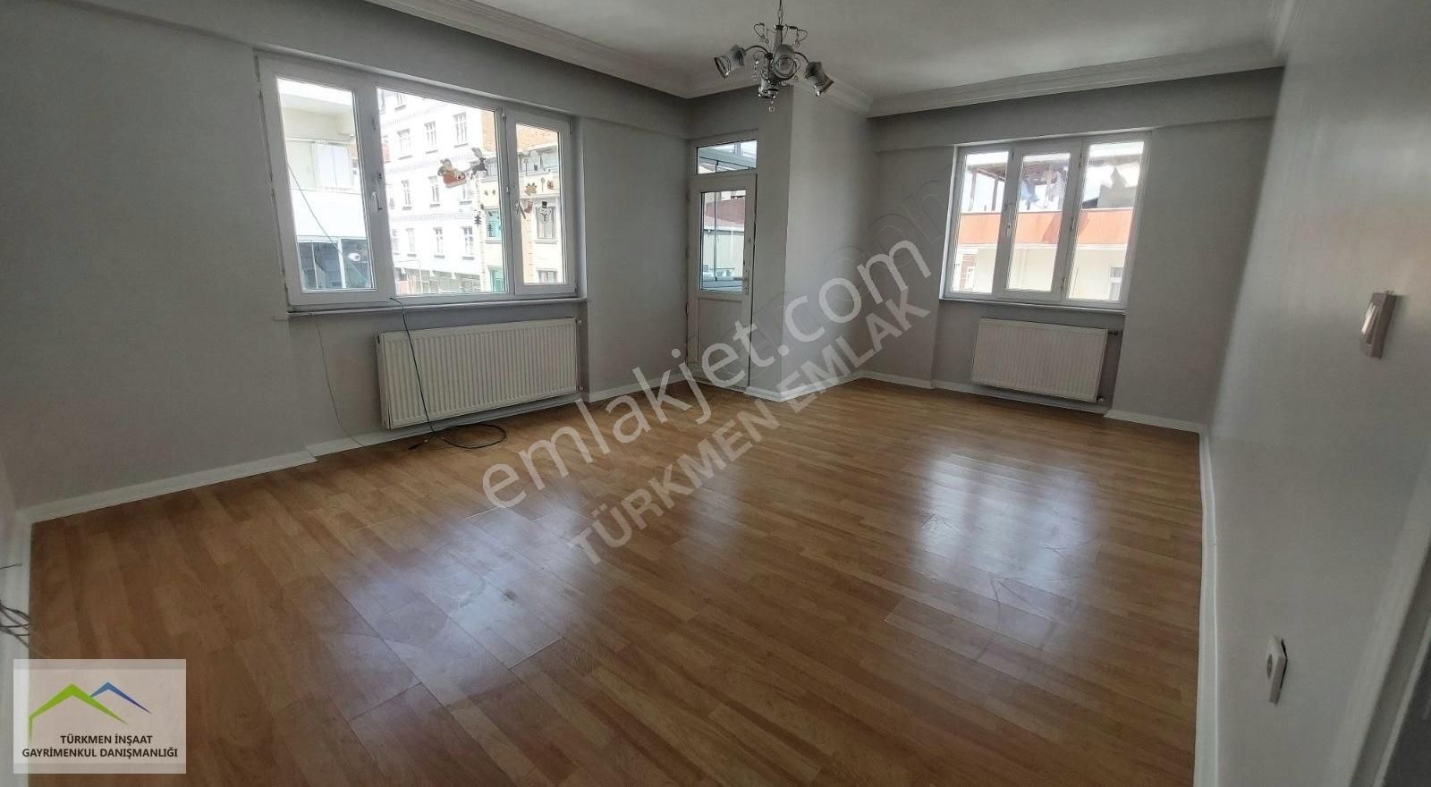 Türkmen Emlaktan Satılık 75 Yıl Mah. Köşe Başı Dubleks Daire