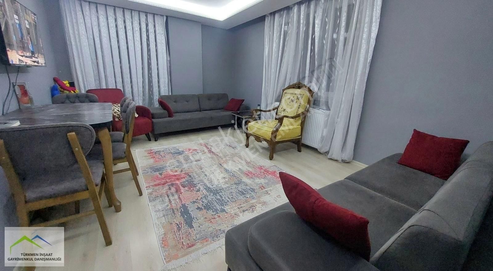 Türkmen Emlaktan Satılık 9 Yaşında Asansörlü 2 Kat 100m