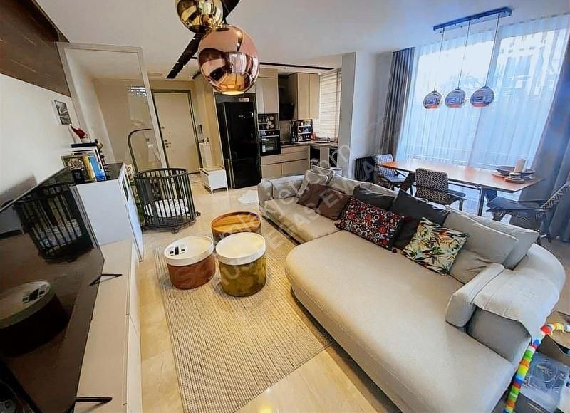 Varlık'ta 3+1 Ters Dubleks Satılık Konyaaltı