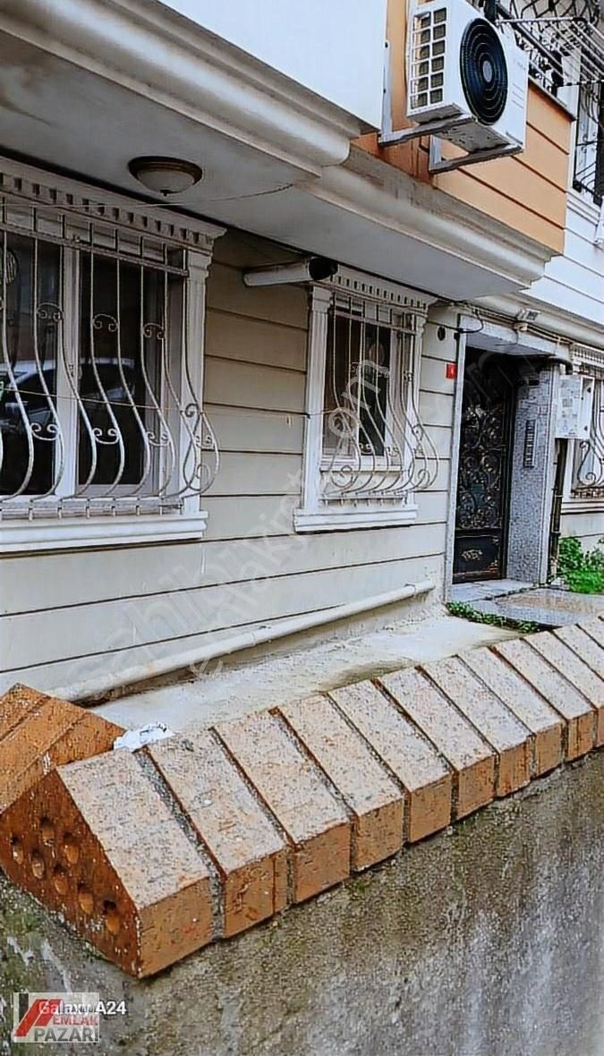 Avcılar Gümüşpala'da 13 Yaşında 2+1 Bahçe Kiralık