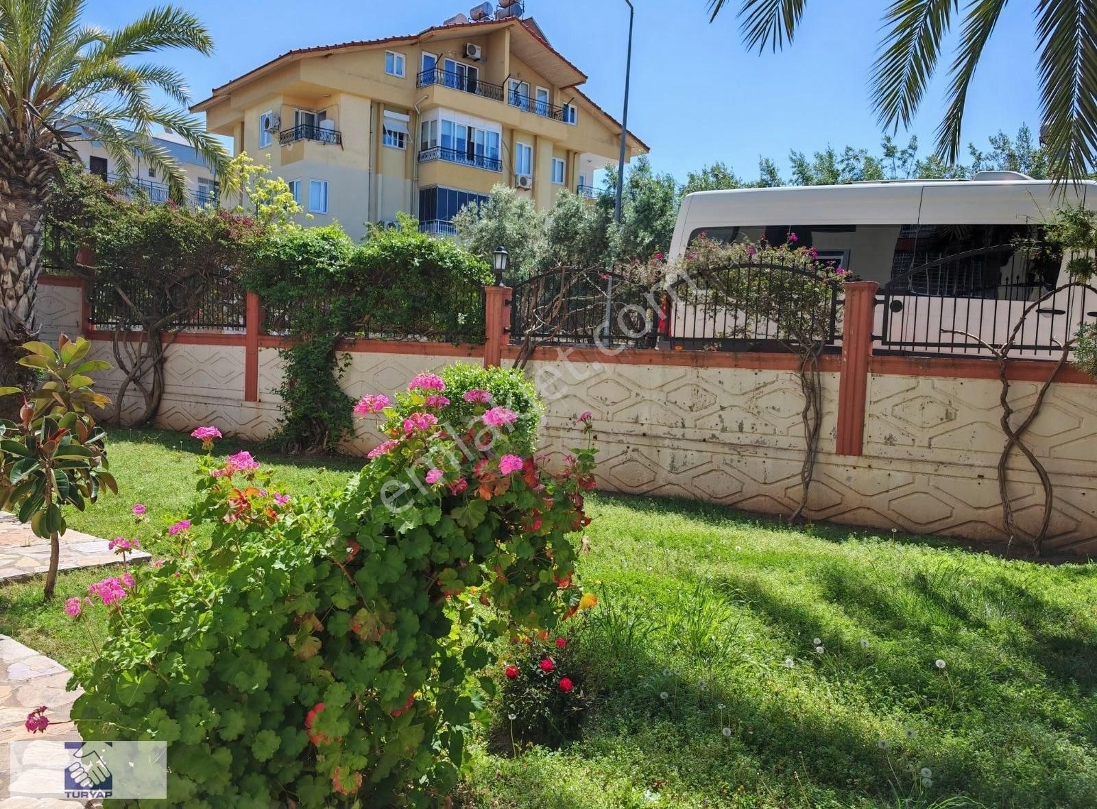 Side Merkezi Konum Güneş Alır Yeşillikler İçinde Bahçe Kat