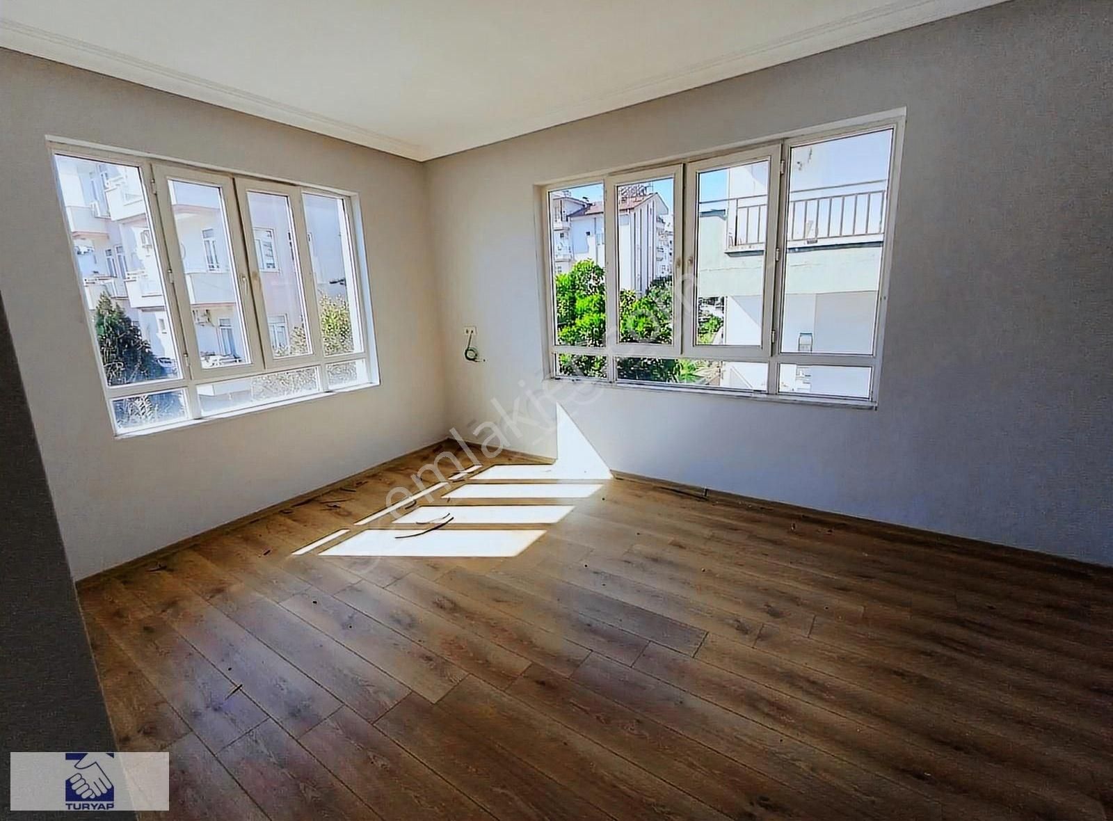 Manavgat Hisar Mahallesi'nde Merkezi Konumda Kiralık 2+1 Daire!