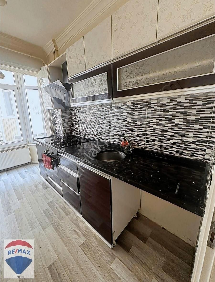 Lüleburgaz Hürriyet Mahallesinde Satılık 3+1 Daire
