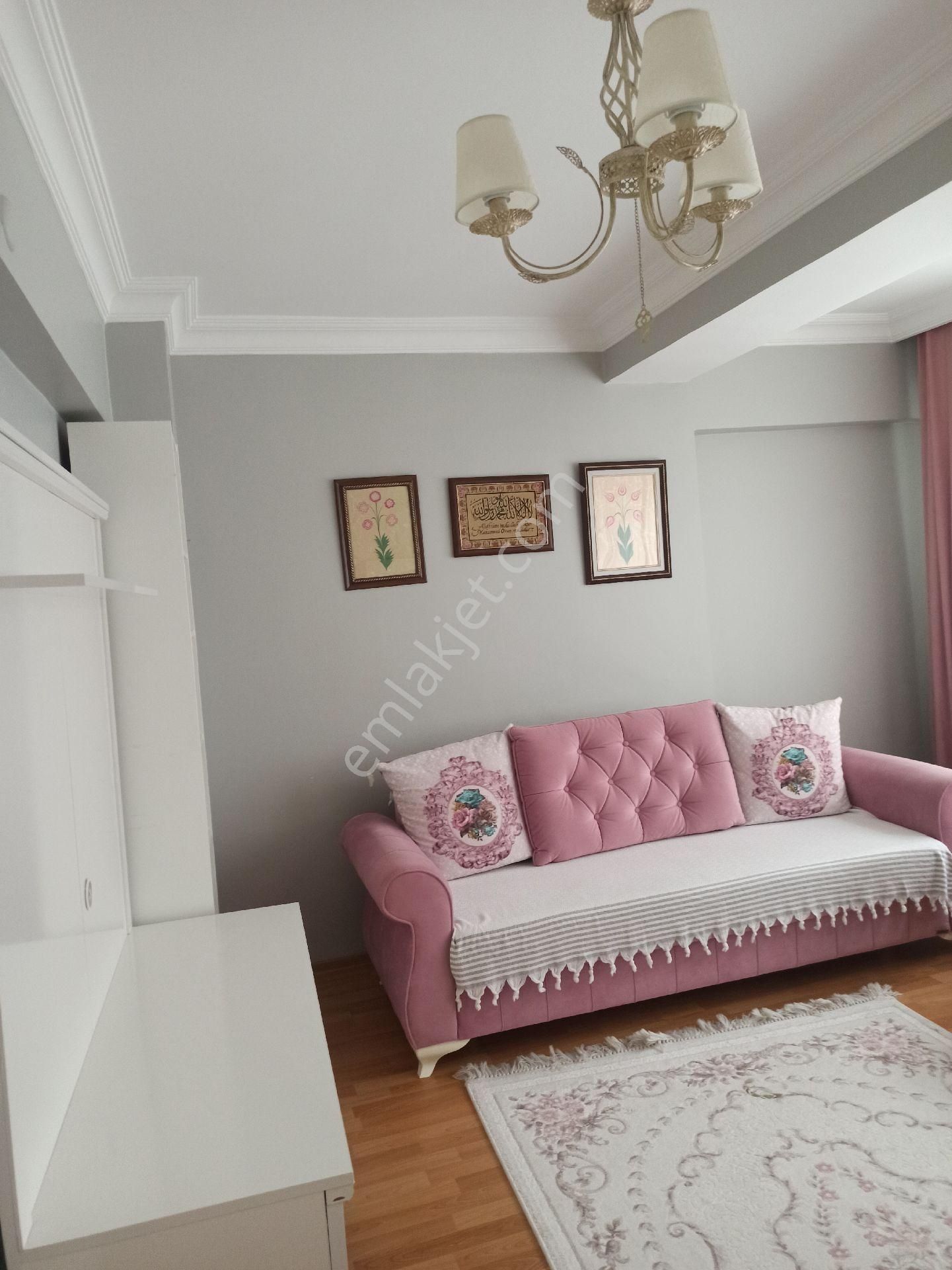 2+1 Eşyalı Kiralık Daire. Emlakçılar Aramasın