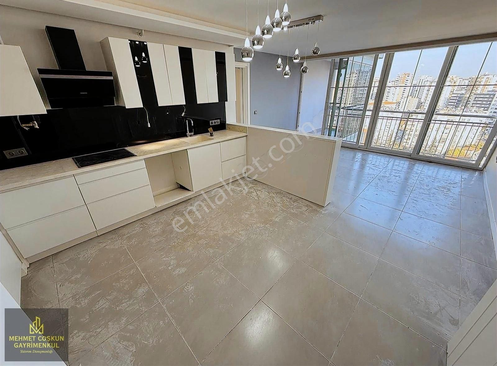 Pınarda Sosyal Donatılı Sitede 3+1 Cazip Satılık Daire