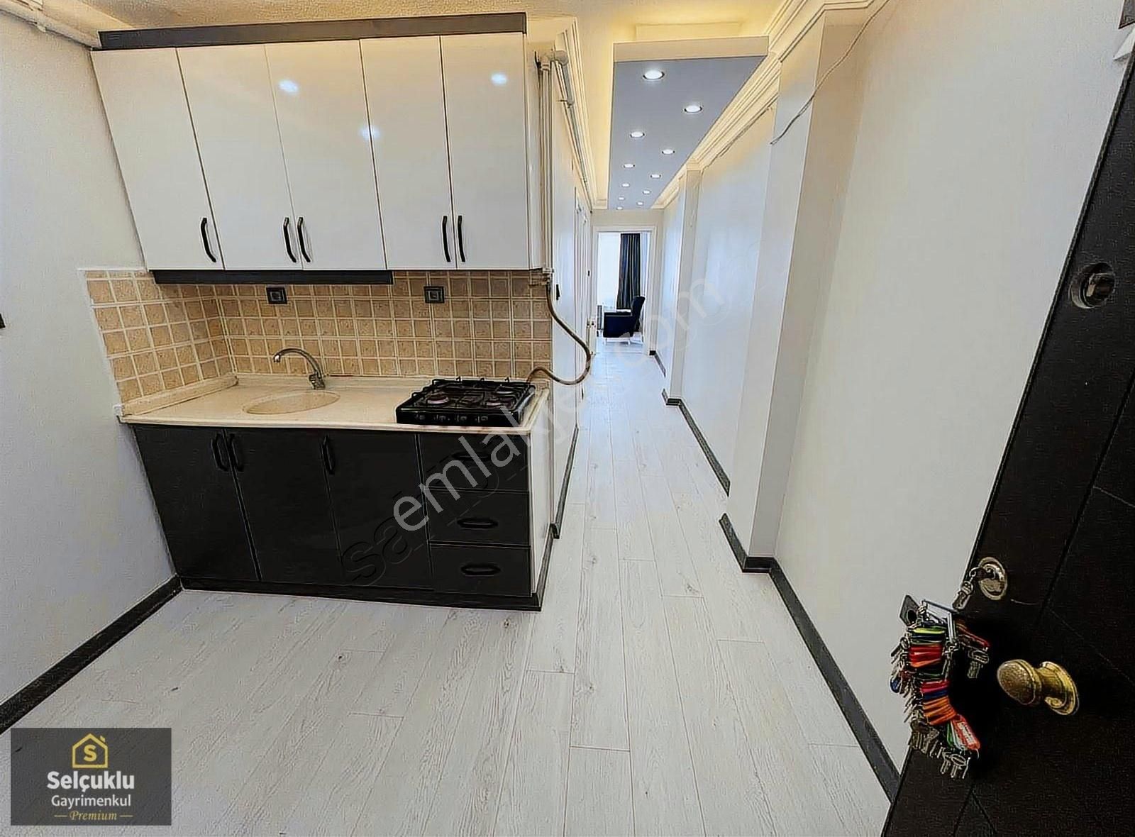 Selçuklu Emlak Görükle 2+1 Arakat Site İçi Sıfır Yapılı Daire