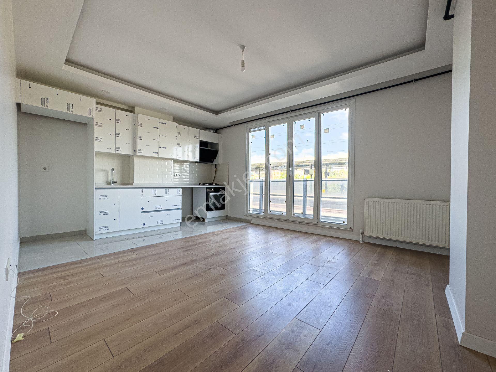 Bakırköy Yenimahalle Sıfır Bina Marmaray Cephe 2+1 Kiralık Daire