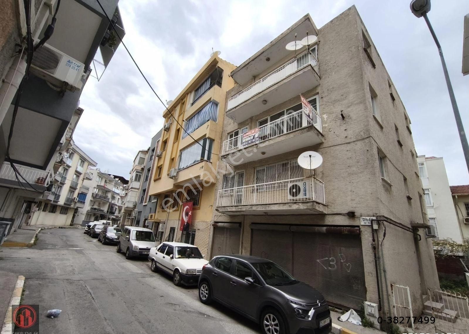 Balçovada Metro Yakını,sağlık Ocağı Yanı Arakat 2+1 Kiralık Daire