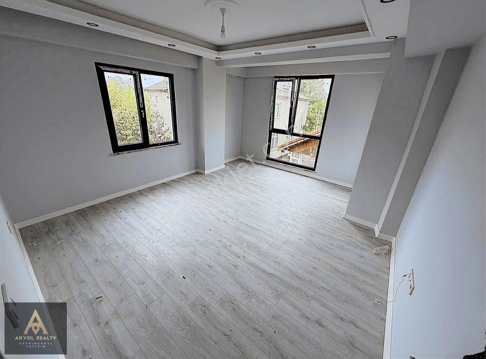 Köseköy/istasyon Mahallesi Sıfır 4+1 165m2 Dubleks Krediye Uygun