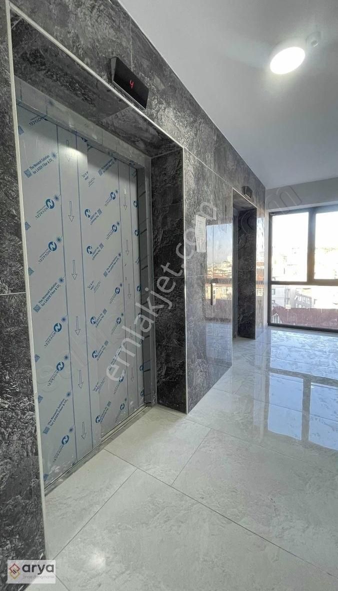 Pendik Aras Cadde Sitesinde Sıfır Kiralık 1+1 Daire