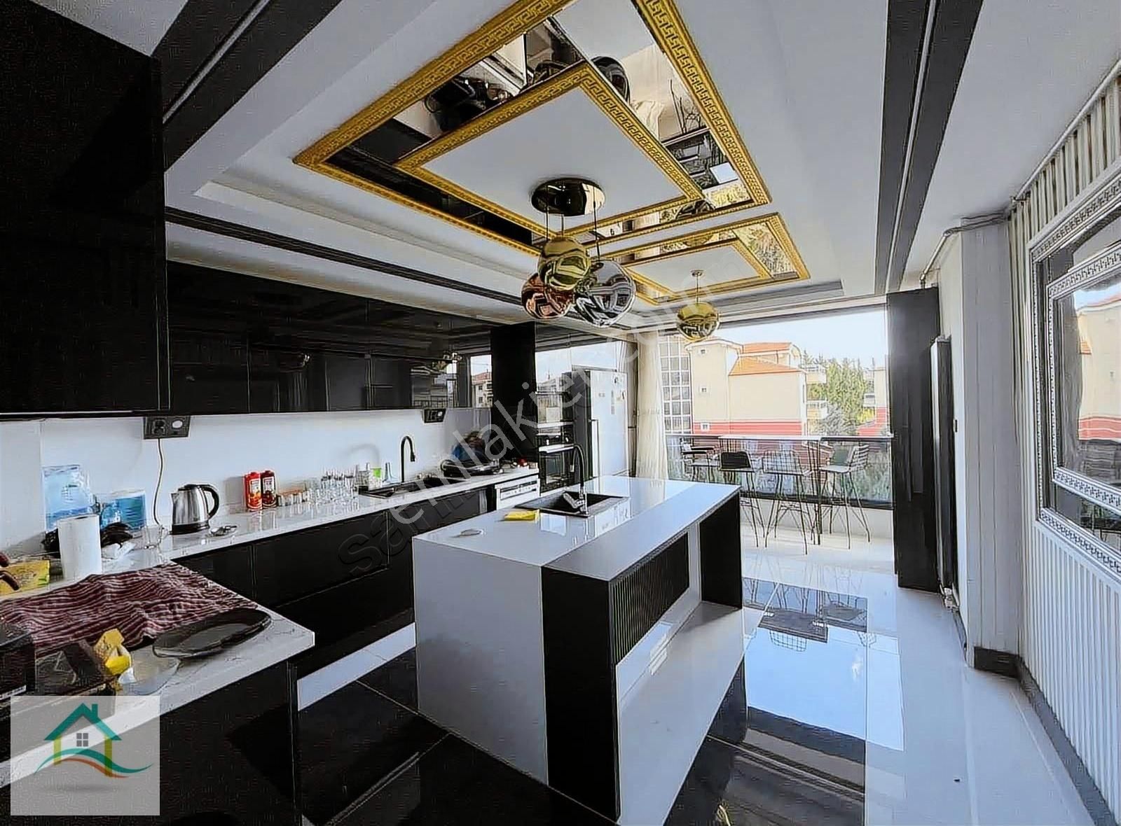 Yaka Meramda Villa Keyfinde Satılık Lüks Daire