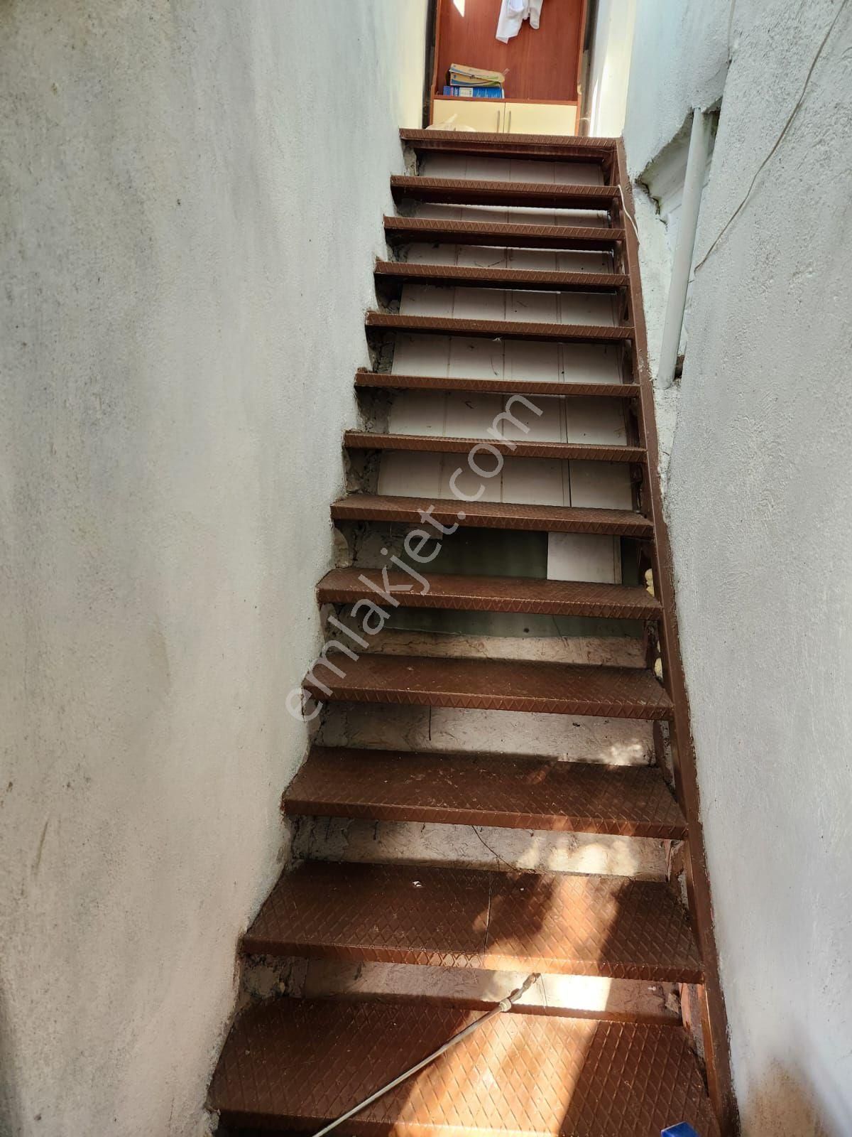 Seydişehir Bostandere Kavşagının Sagtarafında Konya Yoluna 50 Metre Satılık 1509 M2 Bahçeli Ev - Görsel 29