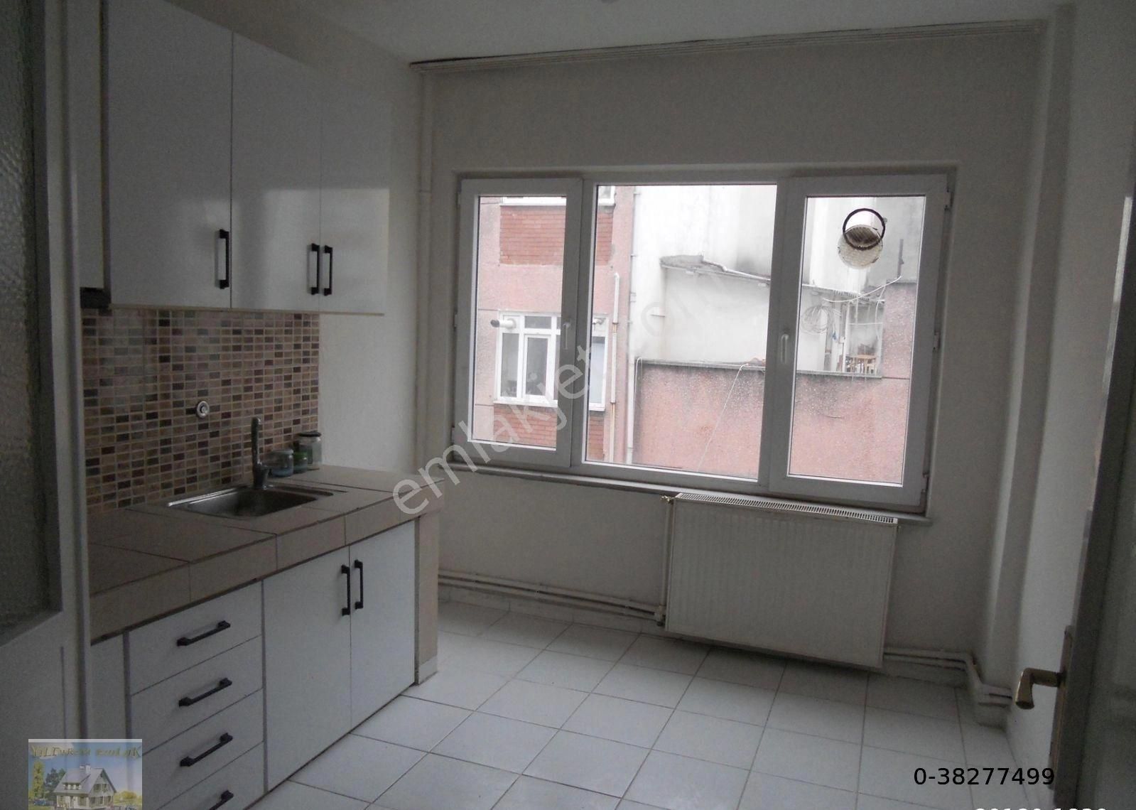 Kiralık 2+1 Kombili Ara Kt Geniş Daire