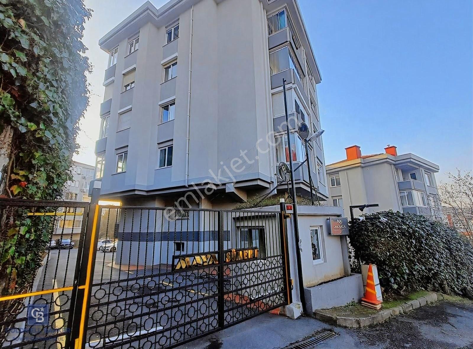 Tarabya Maya Sümerde Satılık 3+1 Eşyalı Boğaz Manzaralı Daire