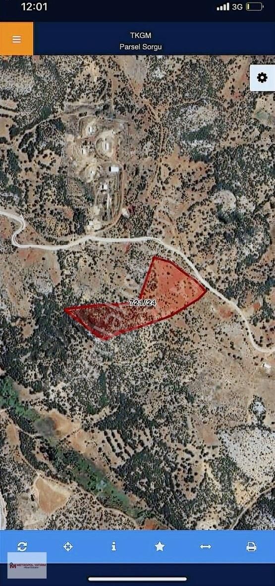 Beyşehir Üzümlü De 36 Dönüm Yola Cephe Tek Parsel Satılık Arazi